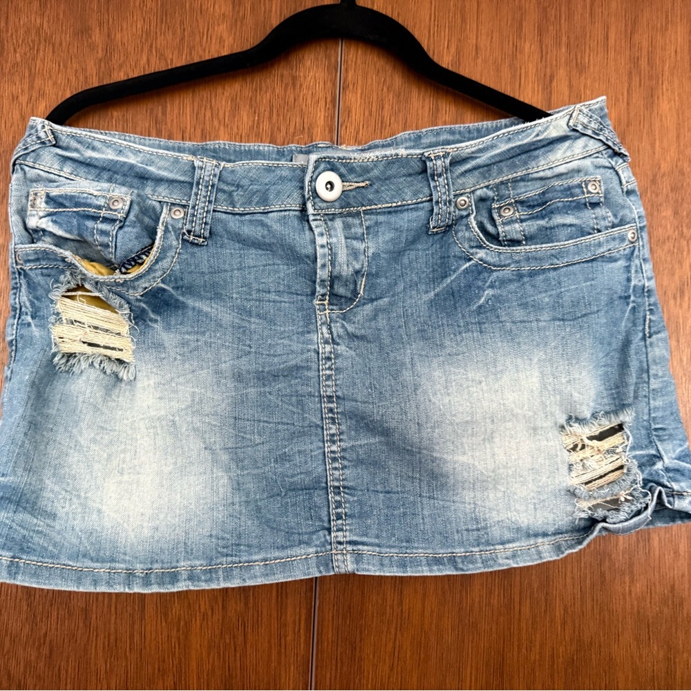 Vintage dELiA’s Mini Skirt with Distressed Details